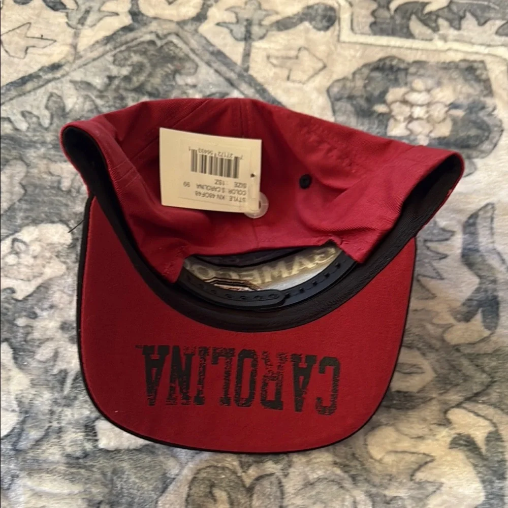 Gen 2 South Carolina Gamecocks Youth Snapback Hat Red Black KN480F48 NWT‎